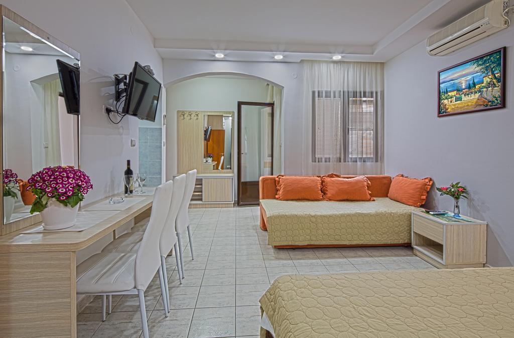 Guest House Harmonia Budva Exterior foto