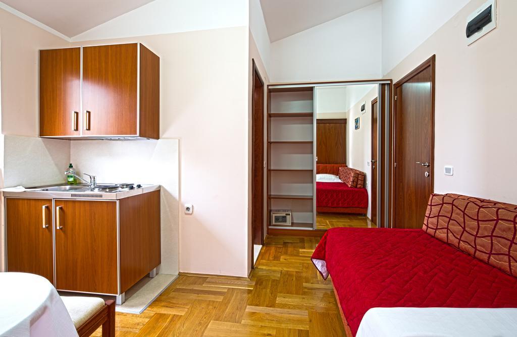 Guest House Harmonia Budva Exterior foto